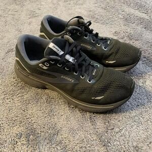 Black Brooks Ghost 14 Running shoes 10.5 Men